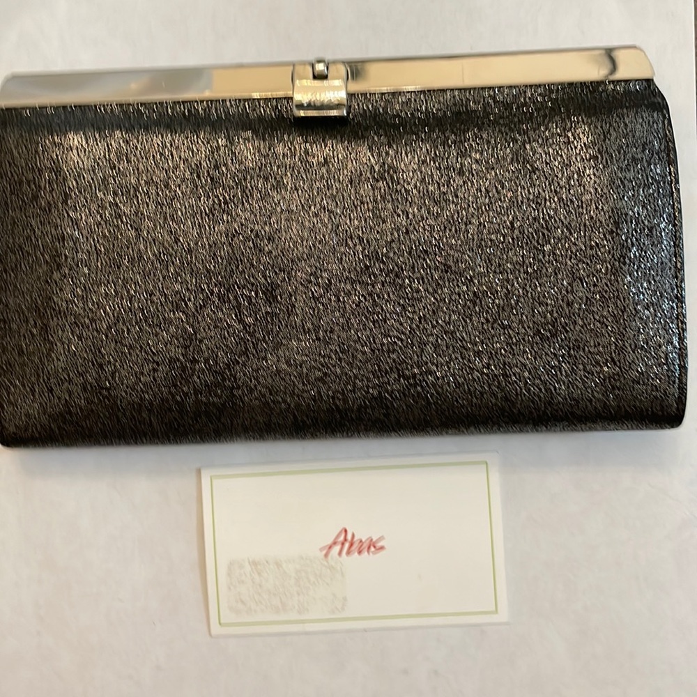 Asas Black /Silver leather wallet.